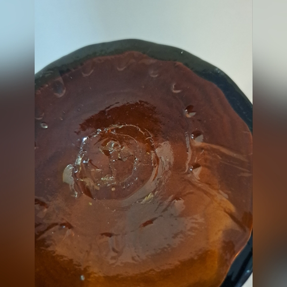 Large Amethyst Glass Decanter/Genie Bottle - Picture 4 of 6